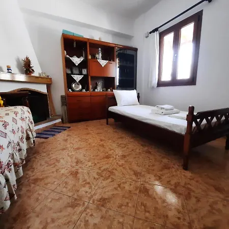 Maria's Village Glinado Naxos