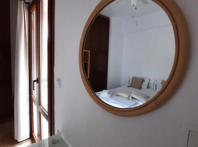 Maria's Village Apartment *